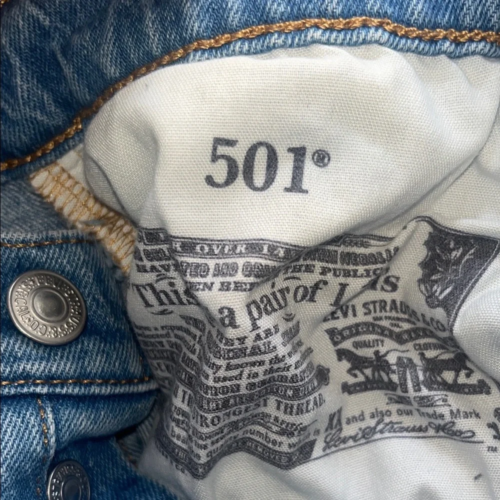 Levi’s 501 Denim High Rise Distressed Women’s shorts Jean Blue 26 - Picture 8 of 9